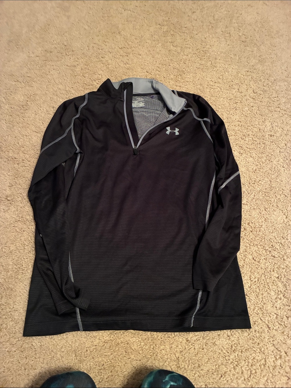 Under Armour Black Quarter-Zip Performance Pullover with Gray Accents (medium)